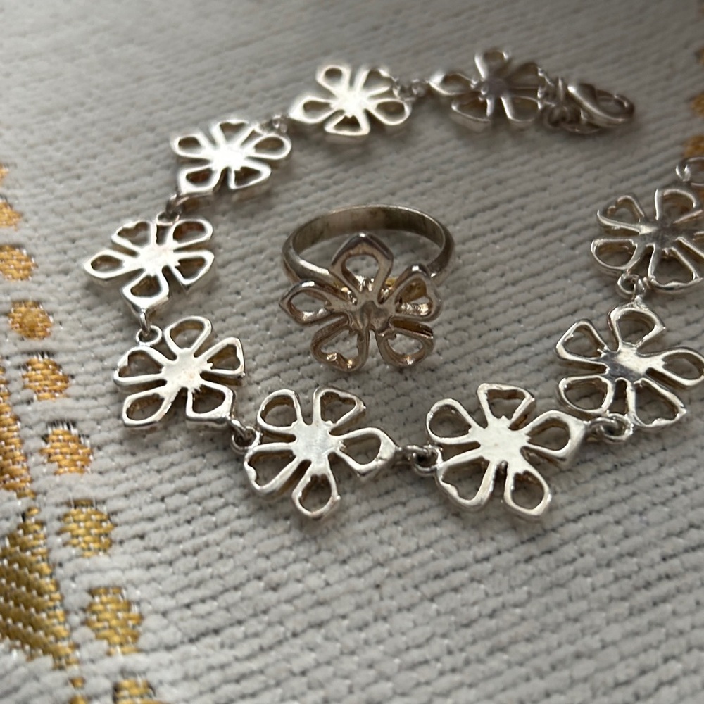 Elegant Silver Flower Bracelet and Ring